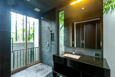 Spacious 5-bedroom private villa for groups of up to 12 guests – Photos 3